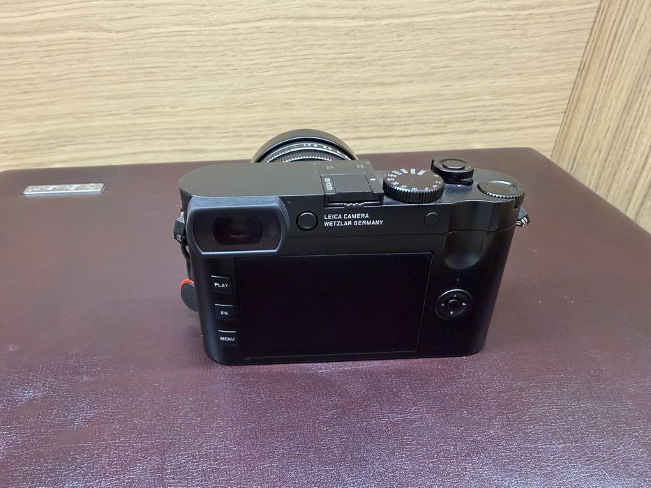 Leica Q2 28мм. Полный комплект