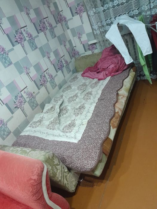 Продам диван в хорошом состоянии