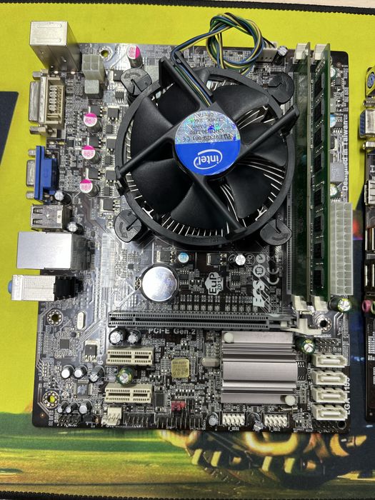 Коплект материнская плата+процессор+ОЗУ