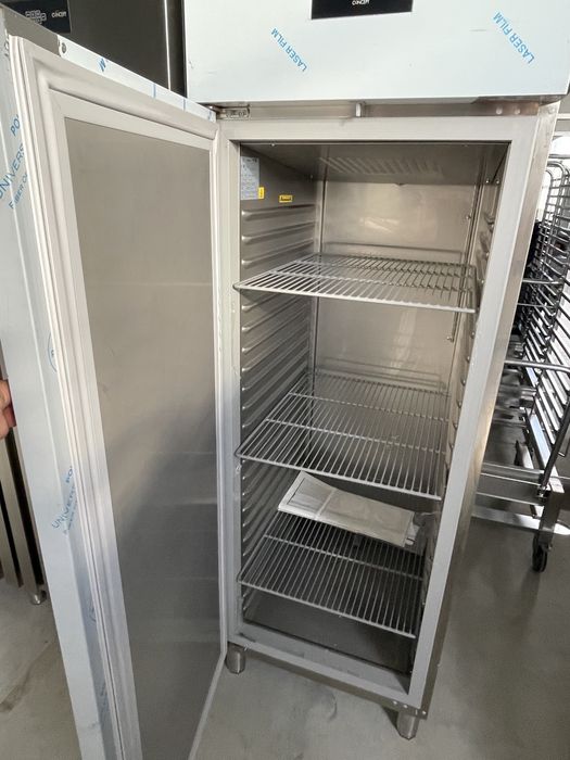 Професионални хладилни шкафове/Хладилници/Фризер/Витрини Чисто нови!