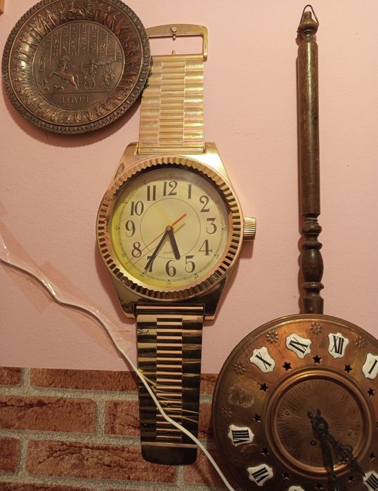 Ceas de perete vintage,anii 90, perfect funcțional
