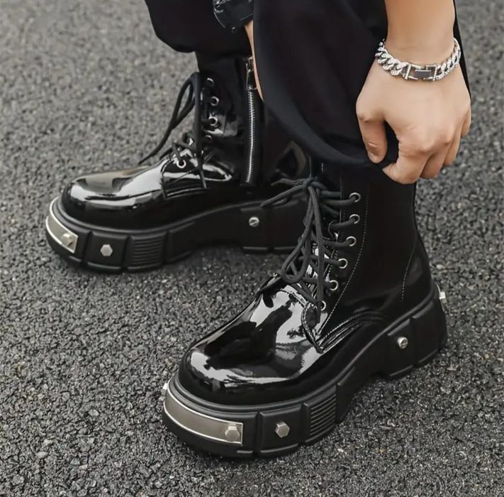 Bocanci gen New Rock Moderni