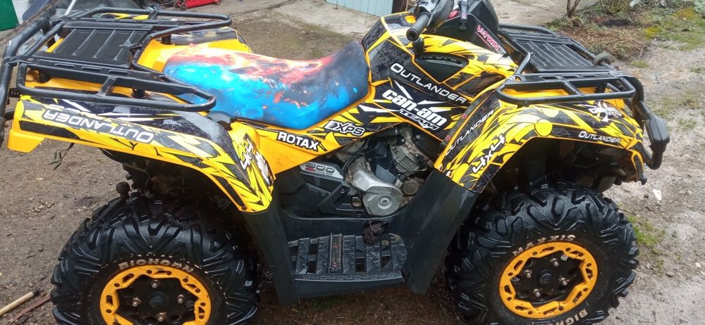 Can am bombardier outlander 800