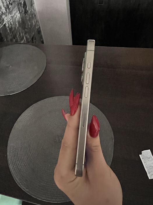 Iphone 15 pro в отлично състояние