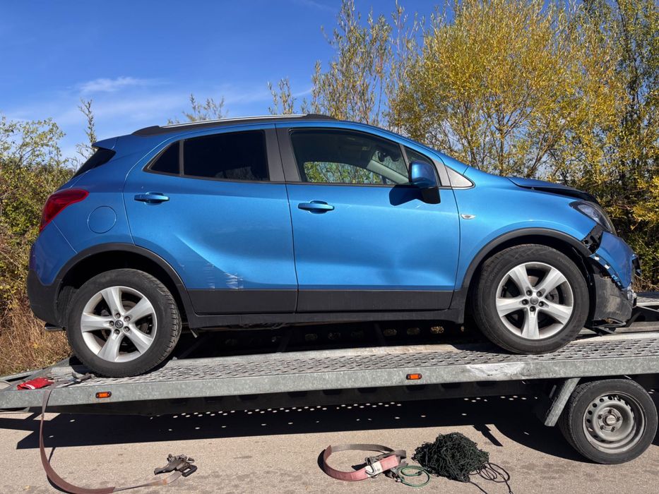 OPEL MOKKA на части