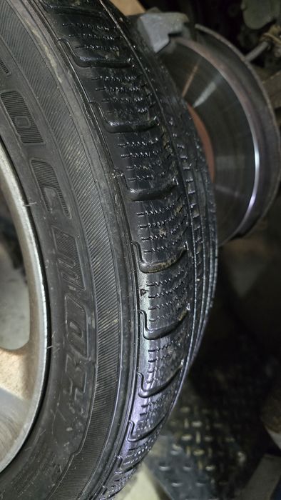 Anvelope iarna R17 225/50