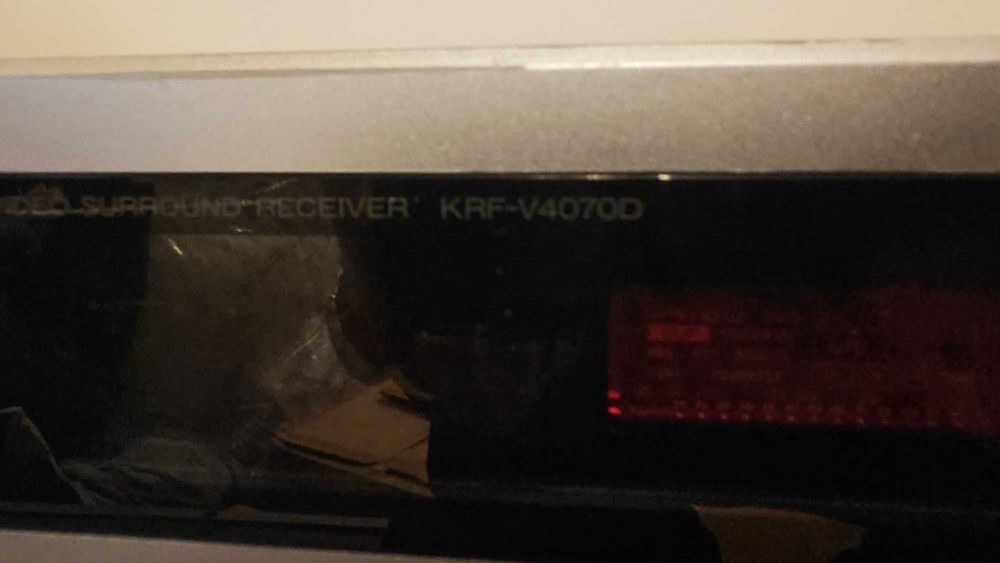 Продавам ресийвър kenwood  krf - v4070 d