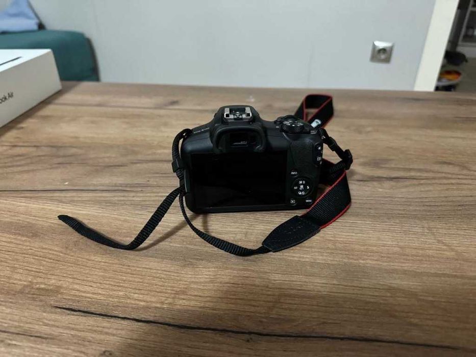 Canon EOS R50 Canon EOS R50
