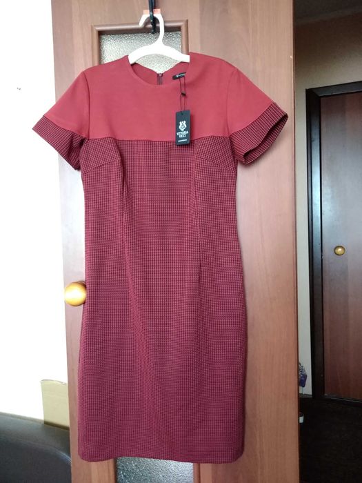 Нарядные платья.