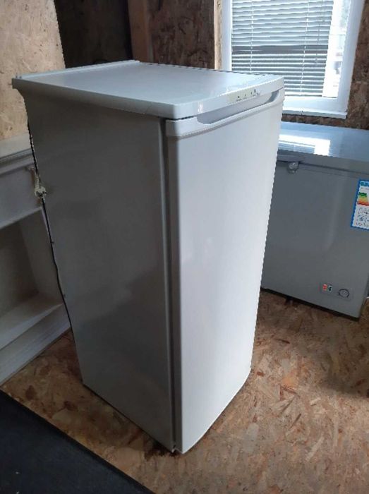 Продам морозильную камеру