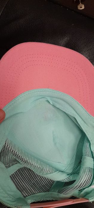 Дамска шапка Зара