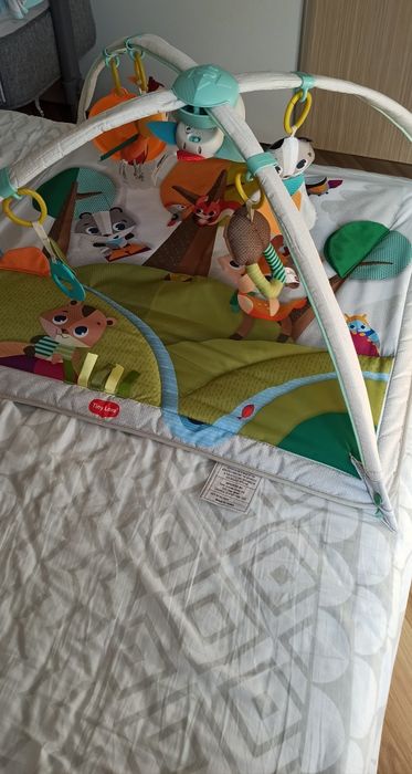 Активна гимнастика tiny love