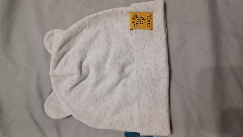 Продам новую детскую курточку