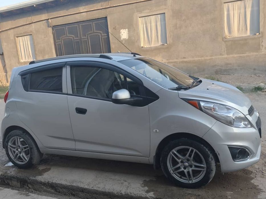 R15 diska baloni bilan sotiladi