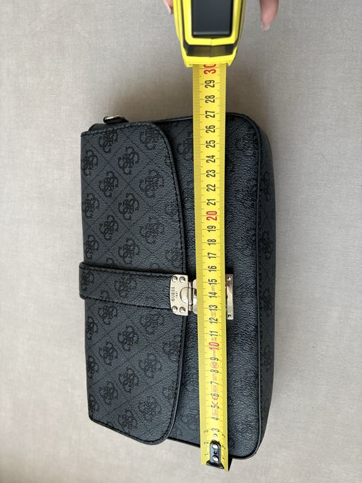 Оригинална дамска чанта Guess