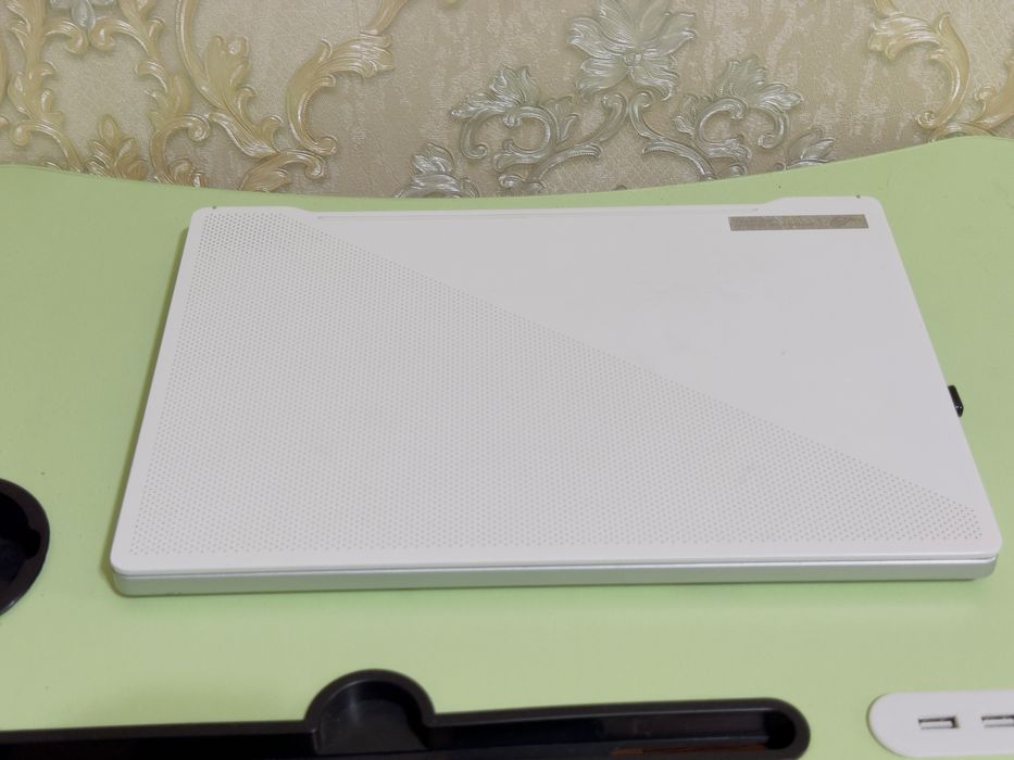 Asus Rog Zephyrus 14