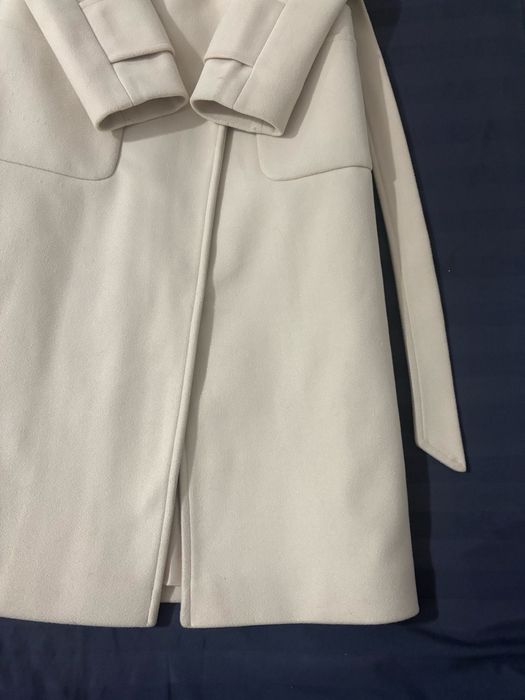 Продам пальто 42 размер