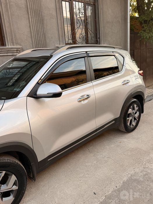 Kia Sonet full poziciya