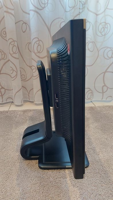 Монитор HP Compaq LA2405wg