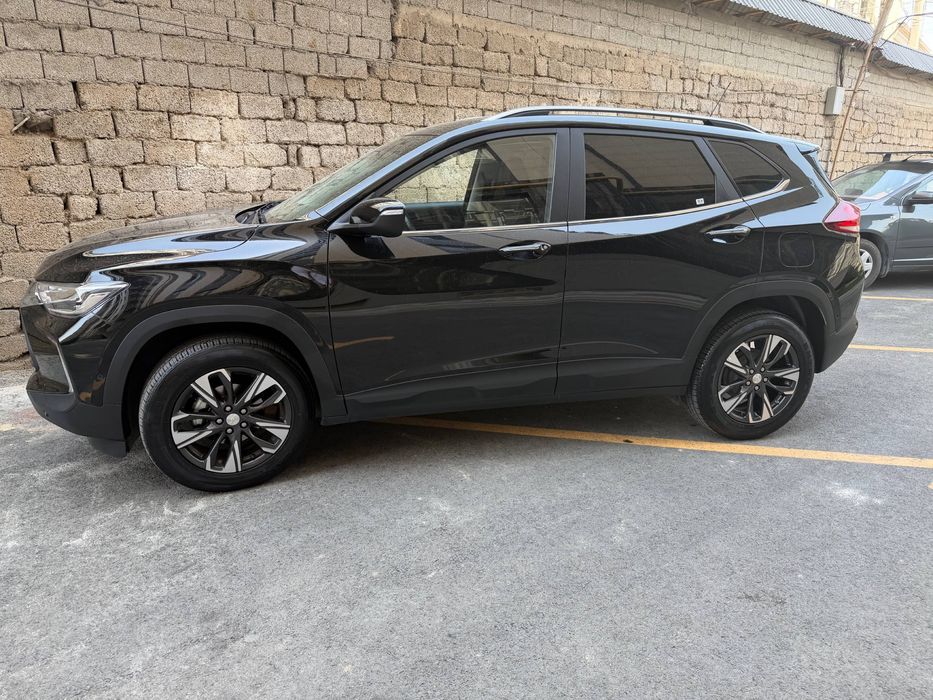 Tracker premier