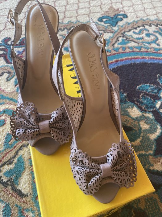 Босоножки кожа 36 размер