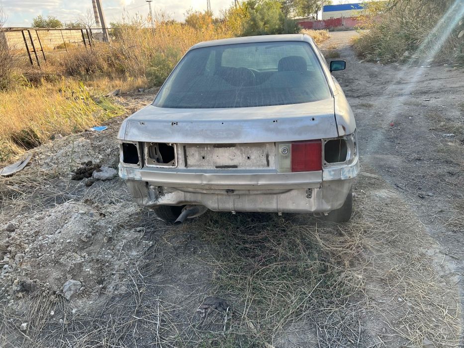 Продам Ауди 80 б3