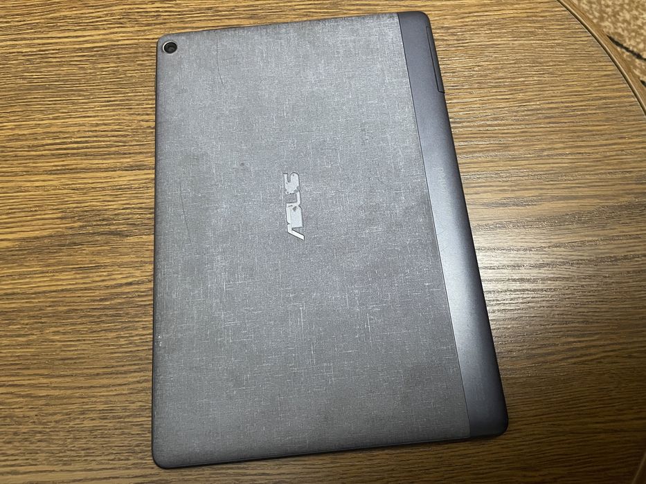 Планшет ASUS ZenPad Z301MFL