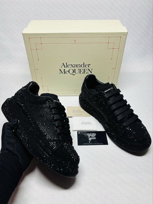 Alexander Mcqueen Cristal negru marimi: 40 41 42