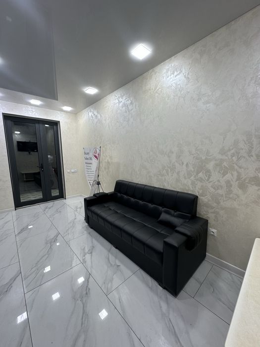 Чиланзар шухрат помещение вдоль дороги офис 54м2