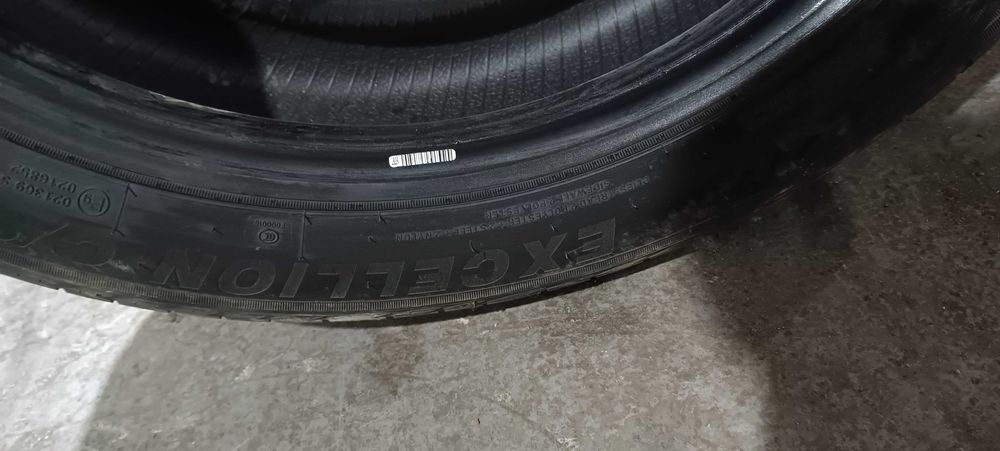 Пара шин. Новые.  235/50r19