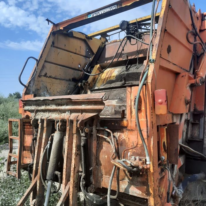 Мусоровоз срочная продажа