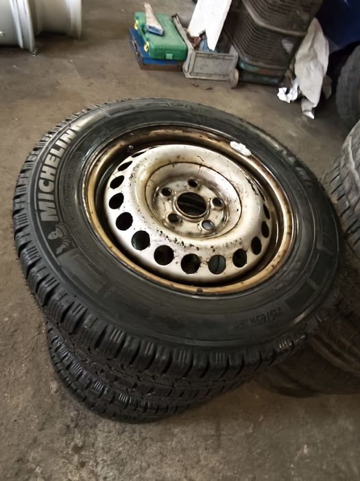 4 cauciucuri 215 /65 /16 /C Mischelin VW T5 /T6 iarna