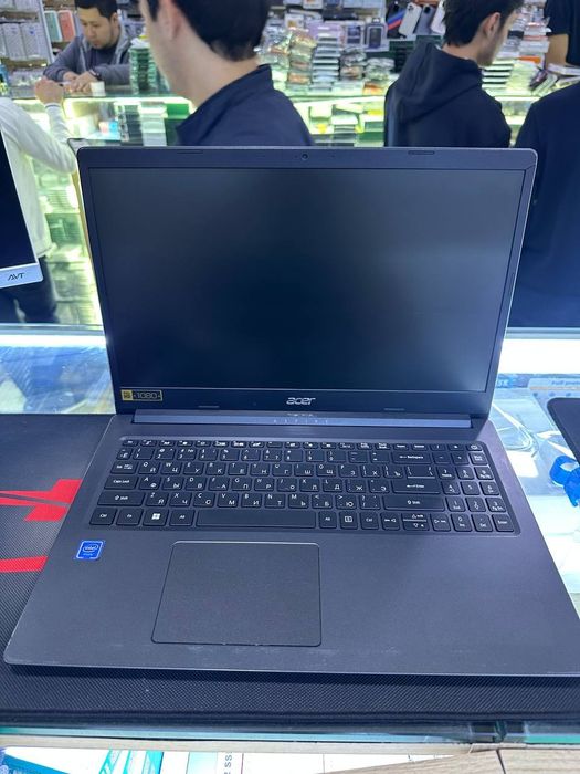 Notebook sotiladi Acer Aspire 3
