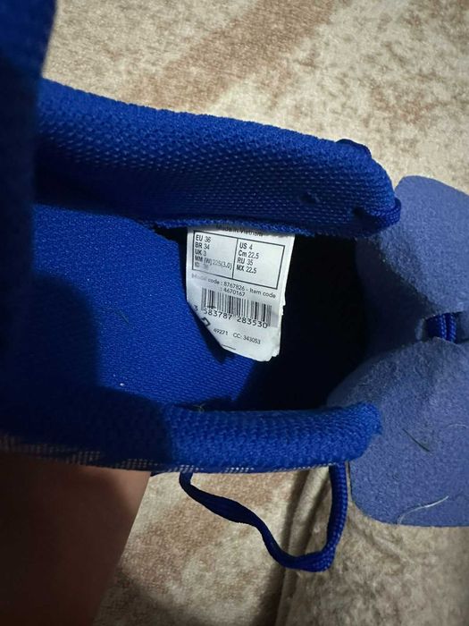 Детски обувки за футбол с връзки