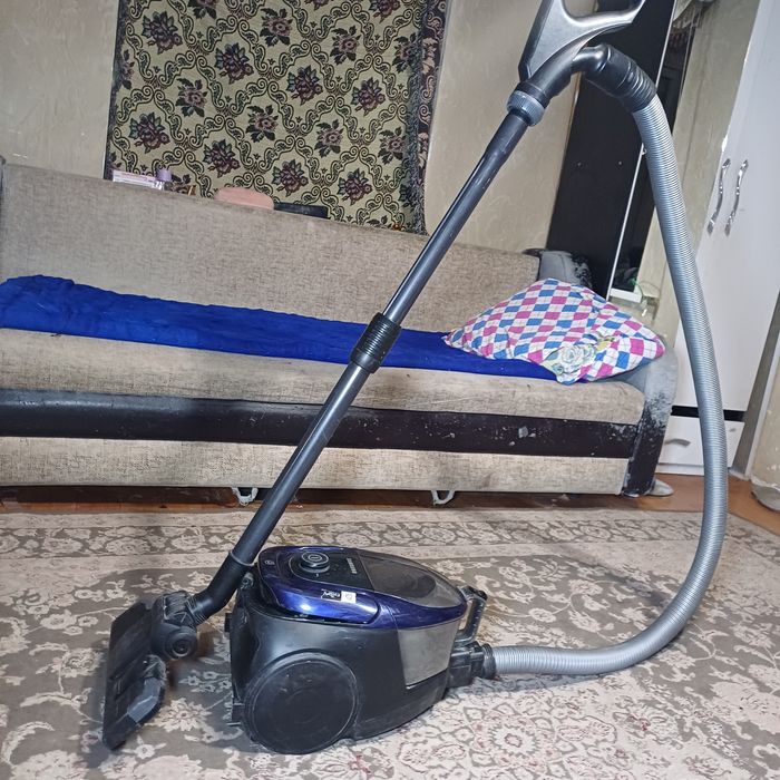 Продам пылесос рабочи