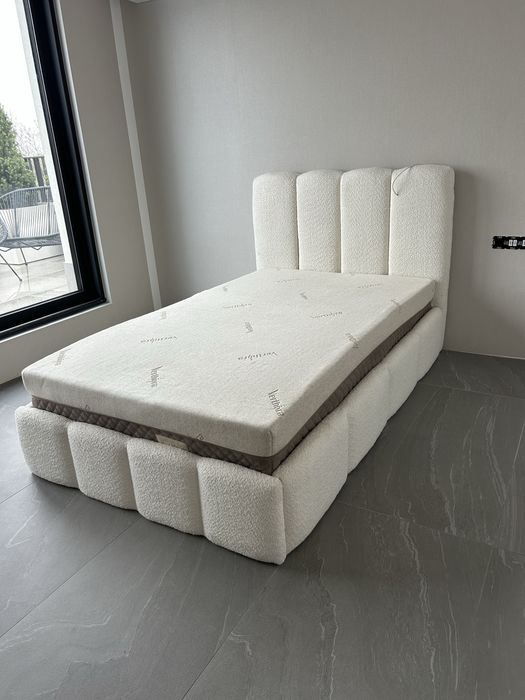 Единично легло 120/200