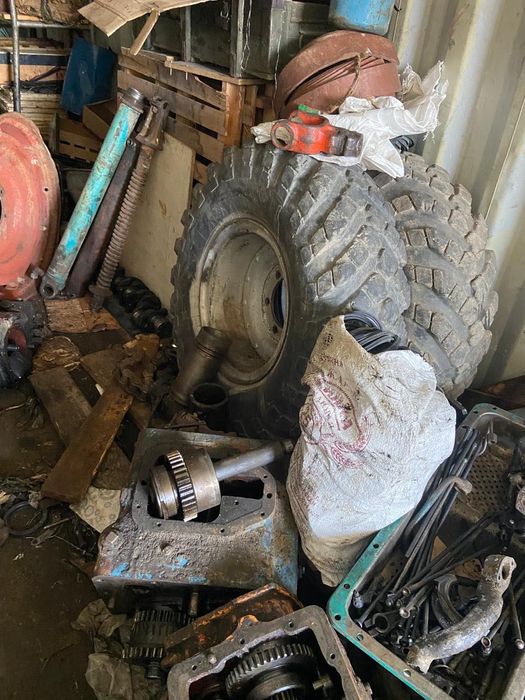 Распродажа запчастей на трактор