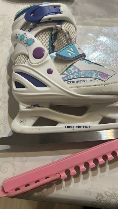 Продам коньки детские для девочек