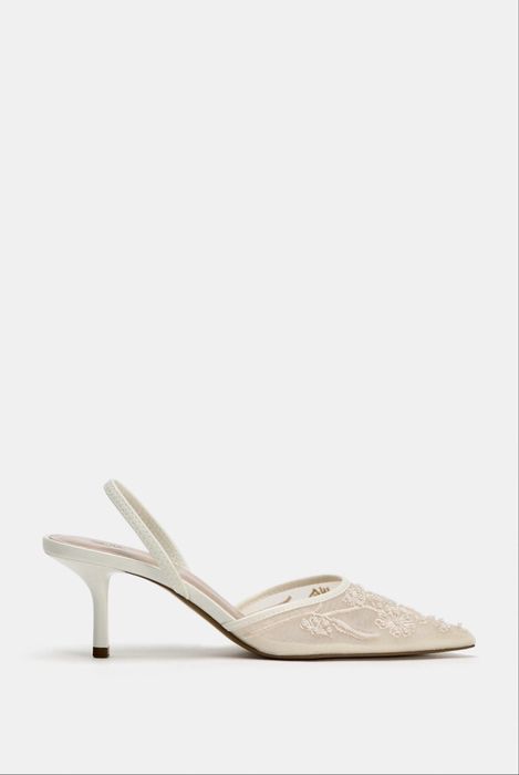 Белые невысокие каблуки Zara