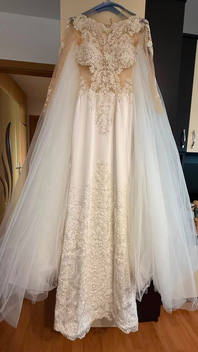 Vând rochie de mireasă 2 în 1.