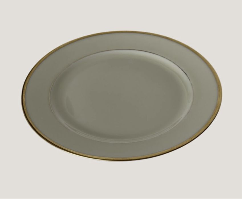 Порцеланови чинии