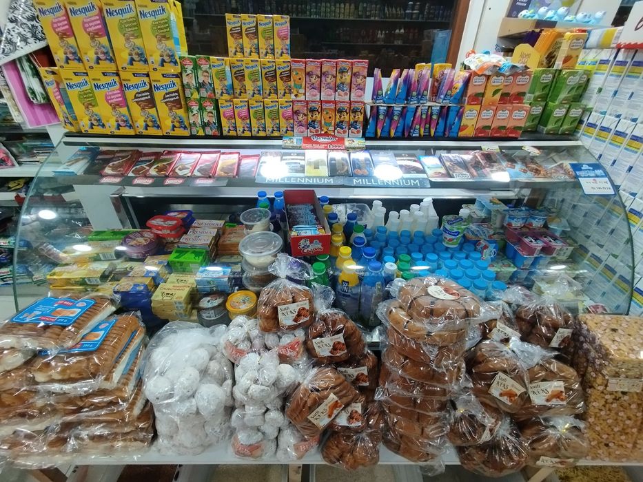 Muzlatgich  sotiladi