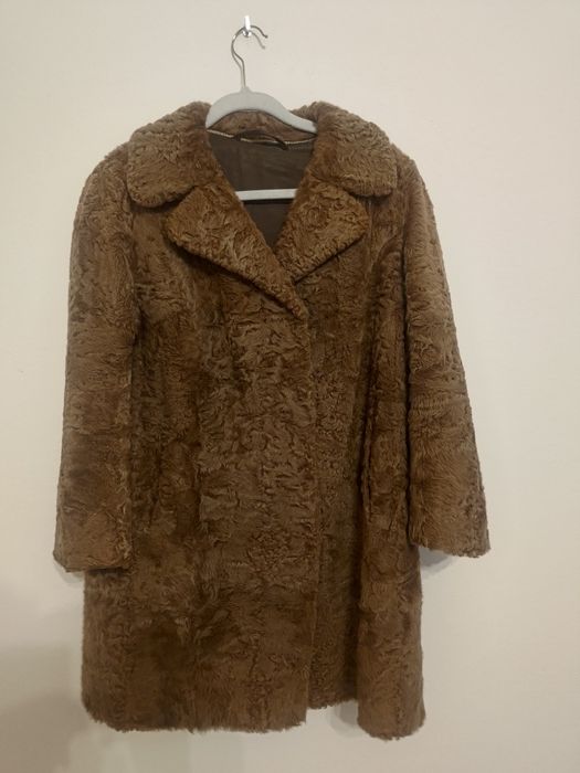 Palton astrahan caracul XL