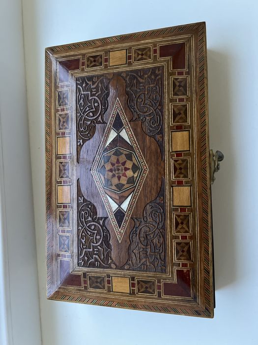 Шкатулка деревянная