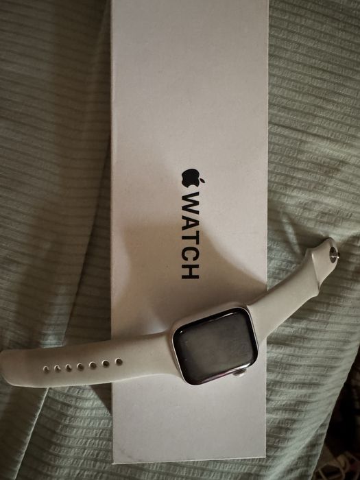 Apple watch се 2