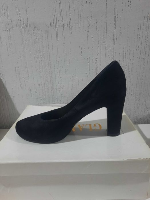 Туфли женские черные