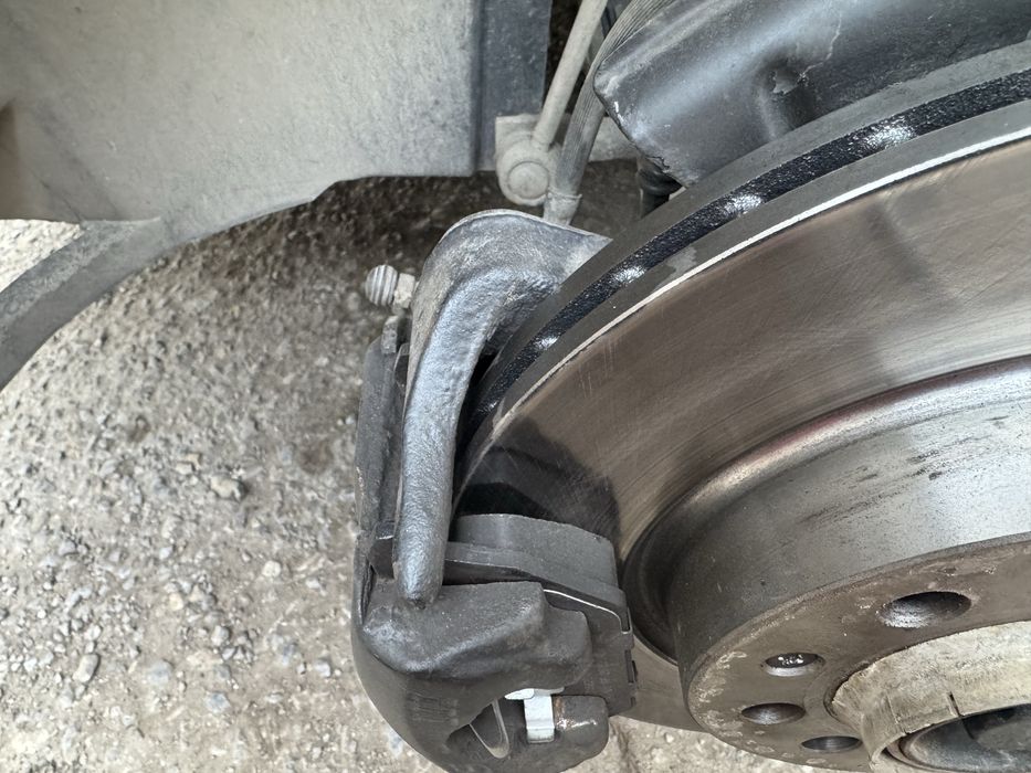 Golf 5 1.4 Дискове и накрадки ABE