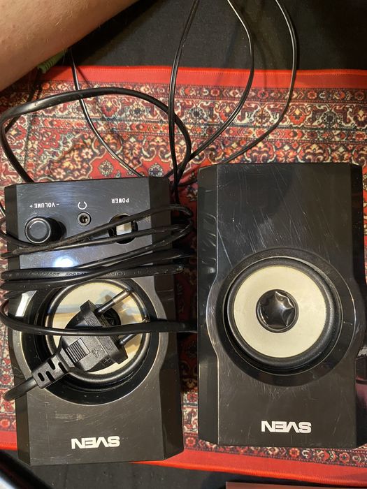 Продаю колонки SVEN