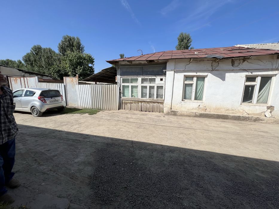 Срочно Продается свой Дом земля 6.7 сот под строительства. Торг есть