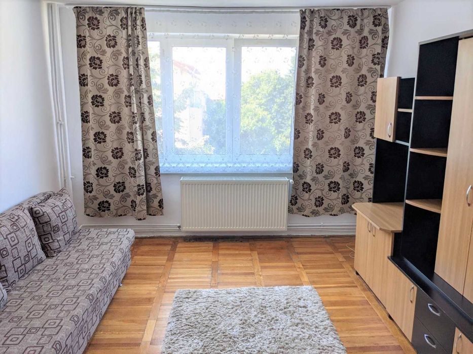 PROPRIETAR: Inchiriez Apartament cu 2 camere decomandate in Complex, mobilat, clima
